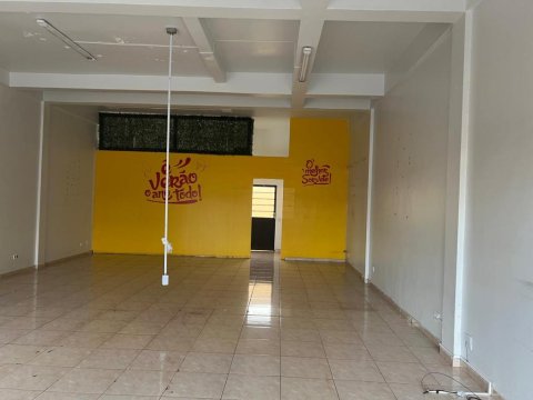 ALUGA-SE Sala Comercial 91 m² - Centro