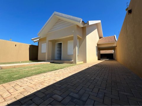 Casa 190 m² - Lot. Beija Flor