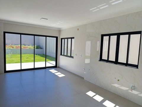 Casa Maravilhosa 170 m² - Lot. Andorinha