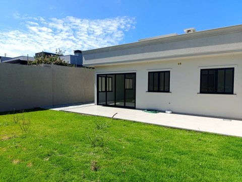 Casa Maravilhosa 170 m² - Lot. Andorinha