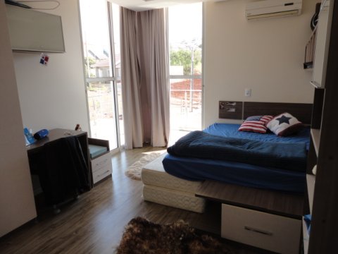 Sobrado Alto Padrão 272 m² - Lot. Maioli