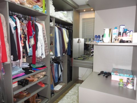 Sobrado Alto Padrão 272 m² - Lot. Maioli