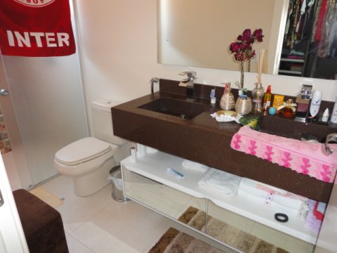 Sobrado Alto Padrão 272 m² - Lot. Maioli