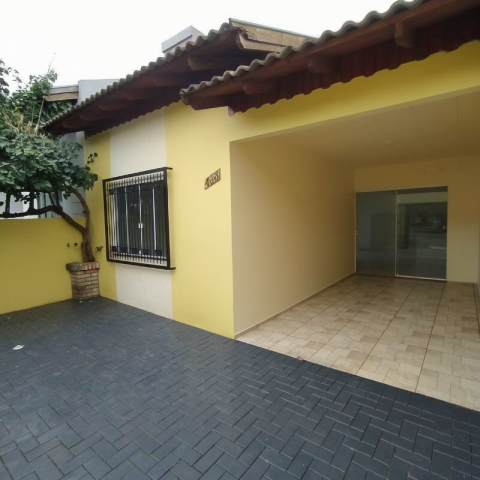 Casa 90 m² - Lot. Alvorada