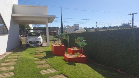 Sobrado Amplo 251 m² - Lot. Aliança