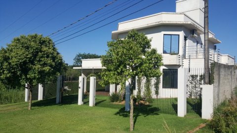 Sobrado Amplo 251 m² - Lot. Aliança