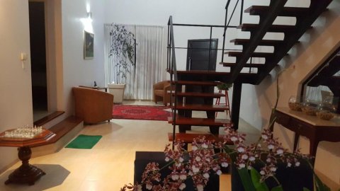 Sobrado Amplo 251 m² - Lot. Aliança