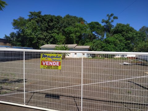 Terreno Comercial 1.336 m² - Centro