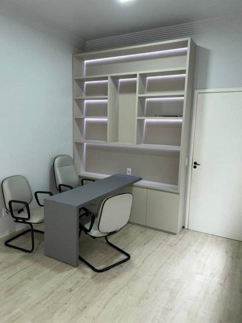 ALUGA-SE Sala Comercial 60 m² - Centro - Anexa a Uniclínicas