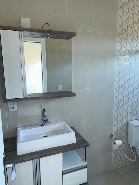 Casa de Esquina 114 m² - Lot. Andorinhas
