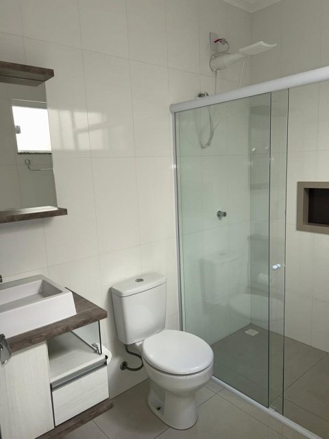 Casa de Esquina 114 m² - Lot. Andorinhas