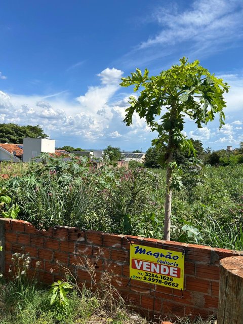 Terreno 900 m² - Lot. Dona Amélia