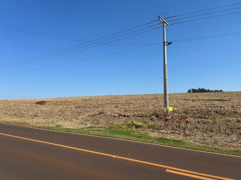 Área Rural 22.306 m² (0,922 Alqueires) - Linha Adams