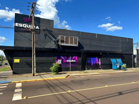 Ponto Comercial/Danceteria 363,50 m² - Bairro Universitário