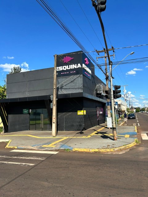 Ponto Comercial/Danceteria 363,50 m² - Bairro Universitário