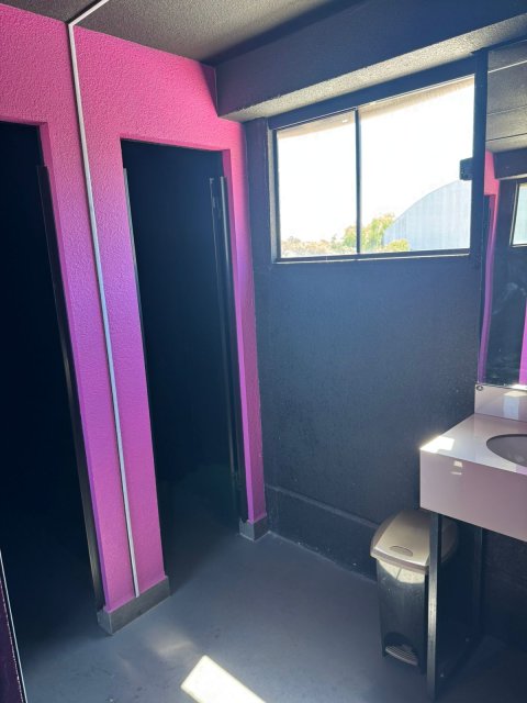 Ponto Comercial/Danceteria 363,50 m² - Bairro Universitário
