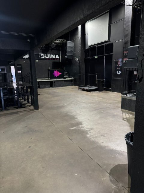 Ponto Comercial/Danceteria 363,50 m² - Bairro Universitário