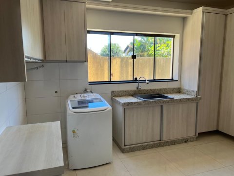 Sobrado 280 m² - Centro