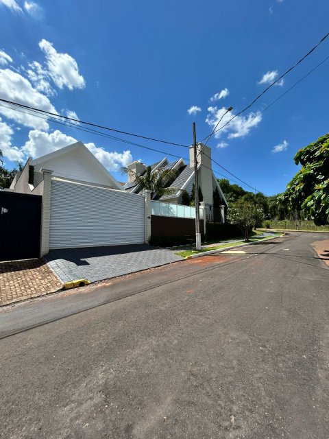Casa Maravilhosa 198,63 m² - Lot. Ilha Verde