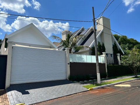 Casa Maravilhosa 198,63 m² - Lot. Ilha Verde