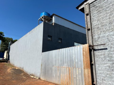 Sala Comercial 232 m² + Barracão 230 m² - Centro