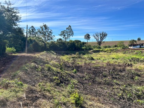 Área Rural 25.582 m² (1,057 Alqueires) - Linha Belmonte