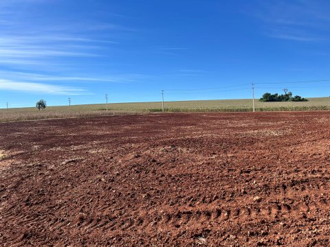 Área Rural 25.582 m² (1,057 Alqueires) - Linha Belmonte