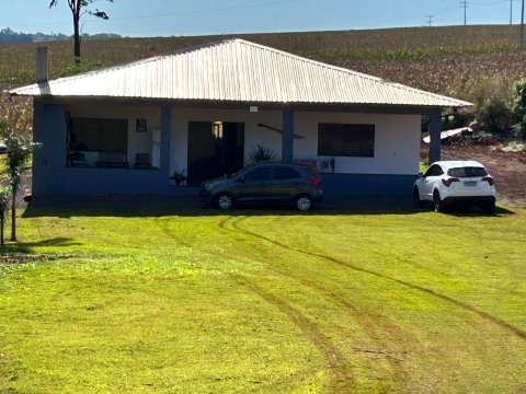 Área Rural 25.582 m² (1,057 Alqueires) - Linha Belmonte