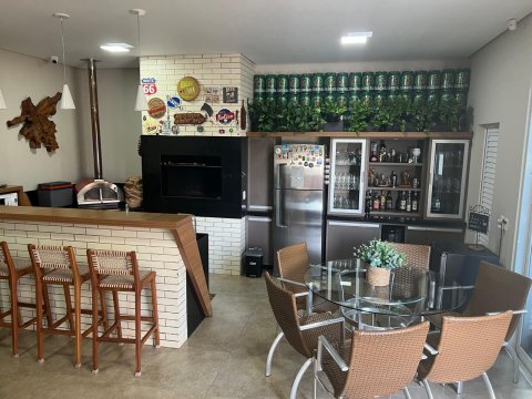 Casa Maravilhosa 198,63 m² - Lot. Ilha Verde