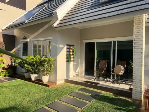 Casa Maravilhosa 198,63 m² - Lot. Ilha Verde