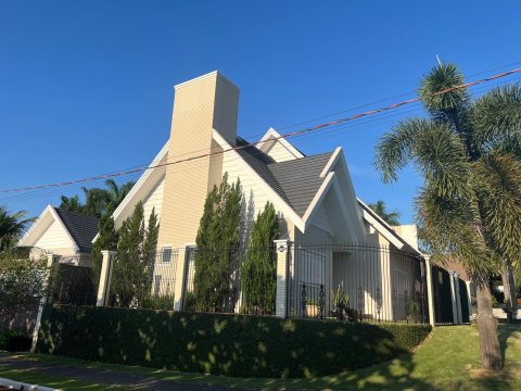 Casa Maravilhosa 198,63 m² - Lot. Ilha Verde