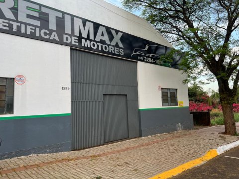 Barracão 700 m² - Centro