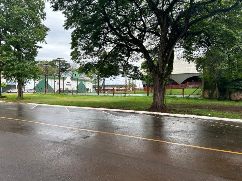 Terreno 800 m² - Centro