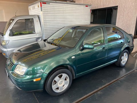 VOLKSWAGEN BORA 2.0 8V