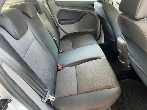 FORD FOCUS SE HATCH 1.6