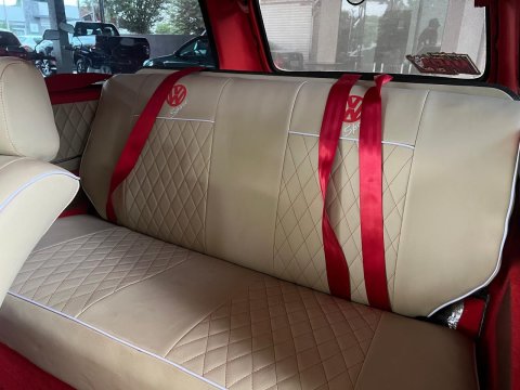 RELIQUIA - VOLKSWAGEN VARIANT 1600