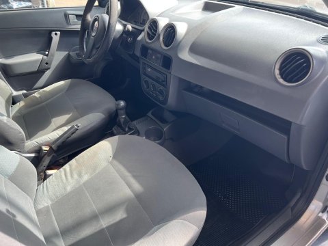 VOLKSWAGEN GOL 1.6 MI POWER