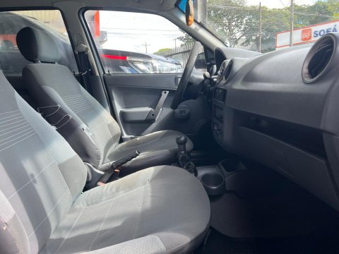 VOLKSWAGEN GOL 1.6 MI POWER