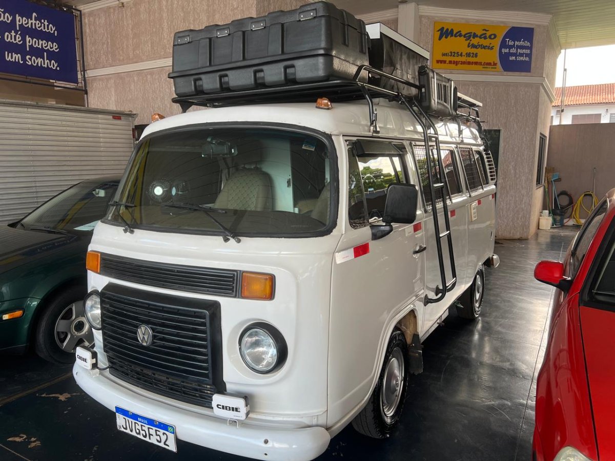 VOLKSWAGEN KOMBI MOTOR-HOME 1.4