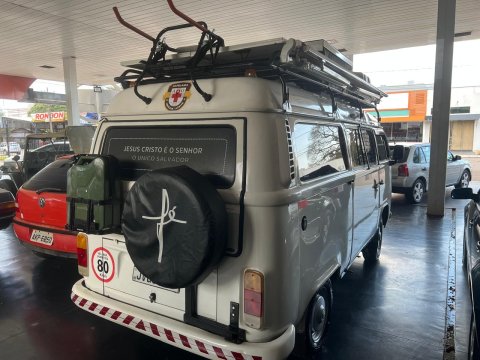VOLKSWAGEN KOMBI MOTOR-HOME 1.4