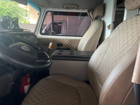 VOLKSWAGEN KOMBI MOTOR-HOME 1.4