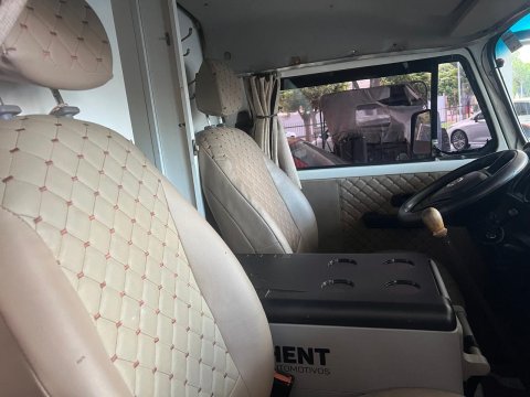 VOLKSWAGEN KOMBI MOTOR-HOME 1.4