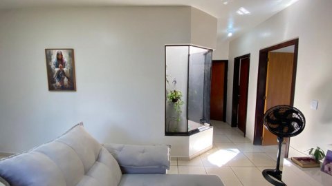 Casa à Venda no Parque Ecológico
