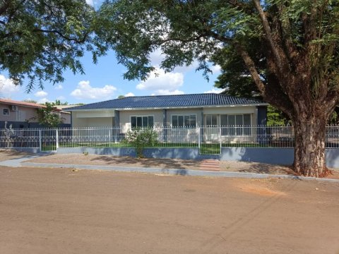 Casa de Esquina no Centro
