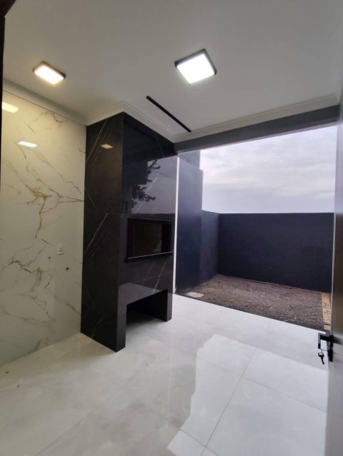 Casa Nova à Venda Próximo à Assemar