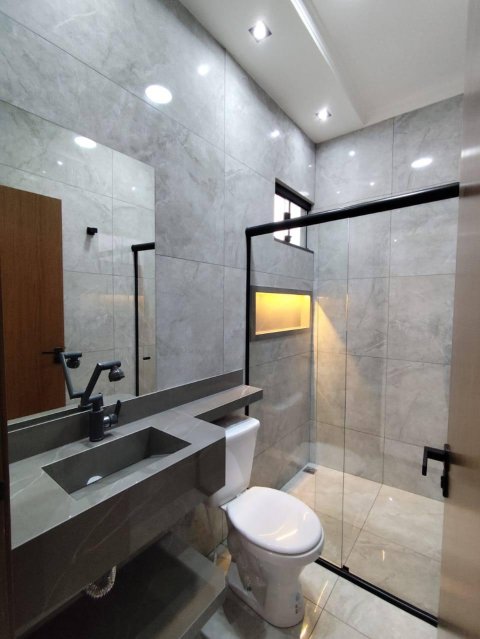 Casa Nova à Venda Próximo à Assemar