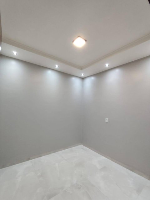 Casa Nova à Venda Próximo à Assemar