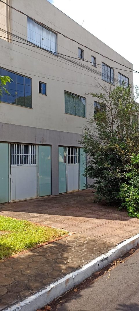 Prédio Residencial/Comercial no Centro