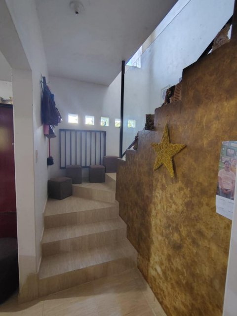 Sobrado à Venda no Bairro Ana Paula