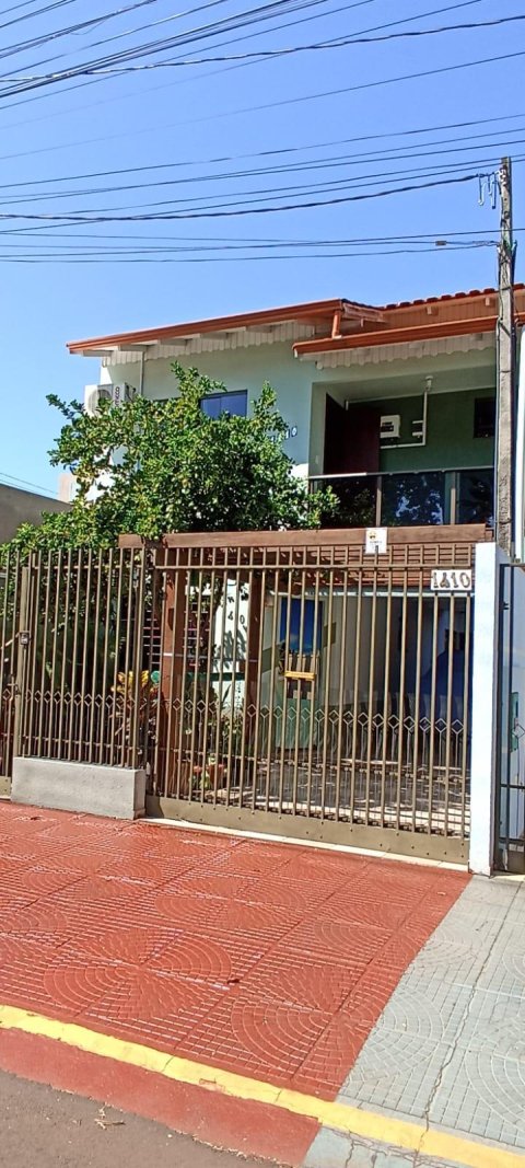 Sobrado à Venda no Centro